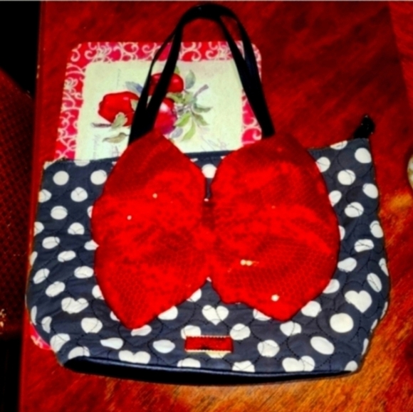 🍂🍁RARE Htf Betsey johnson polka dot huge sequin bow bag - Picture 2 of 6